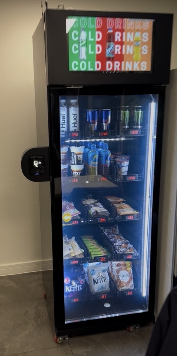 EM Smart Vending machine full view with Cold Drinks digital touchscreen display and contactless payment reader